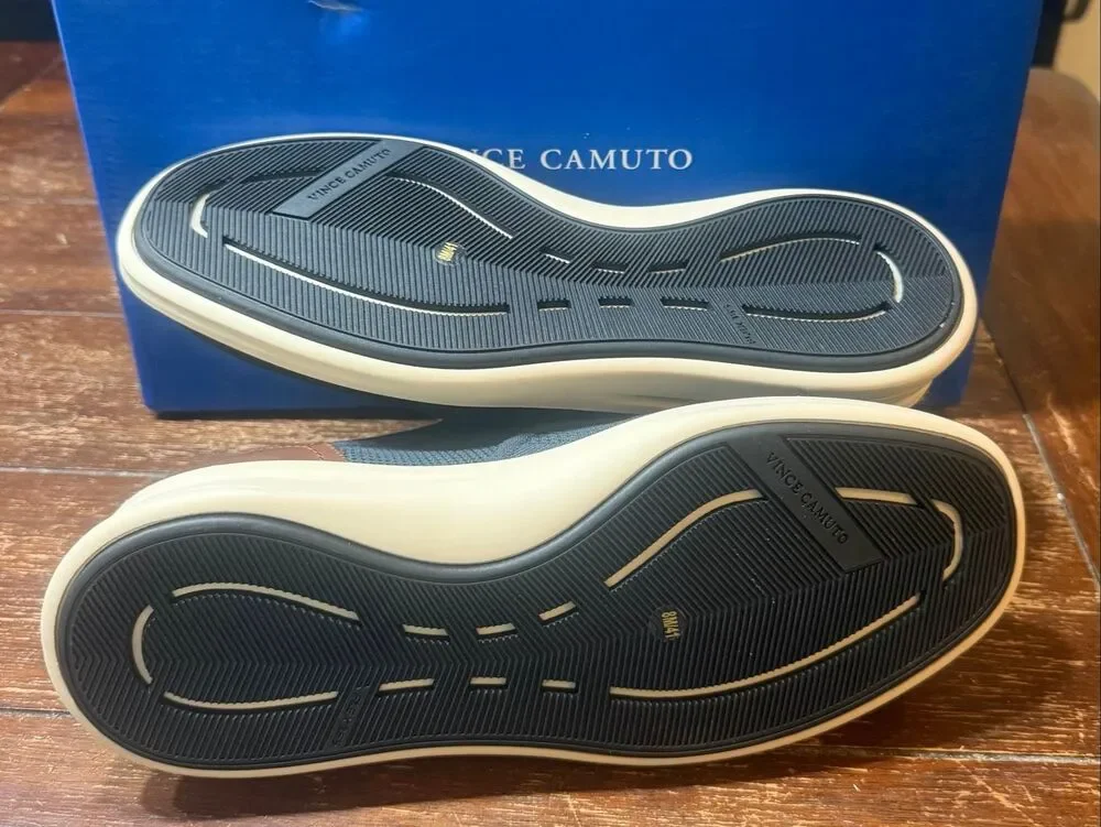 Vince Camuto vince camuto